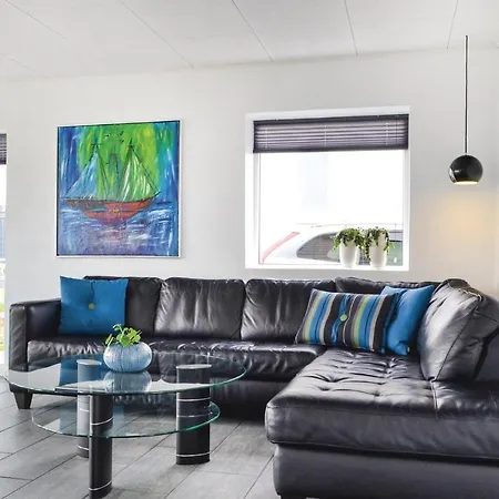 Three-bedroom In Ulfborg Prázdninový dům *